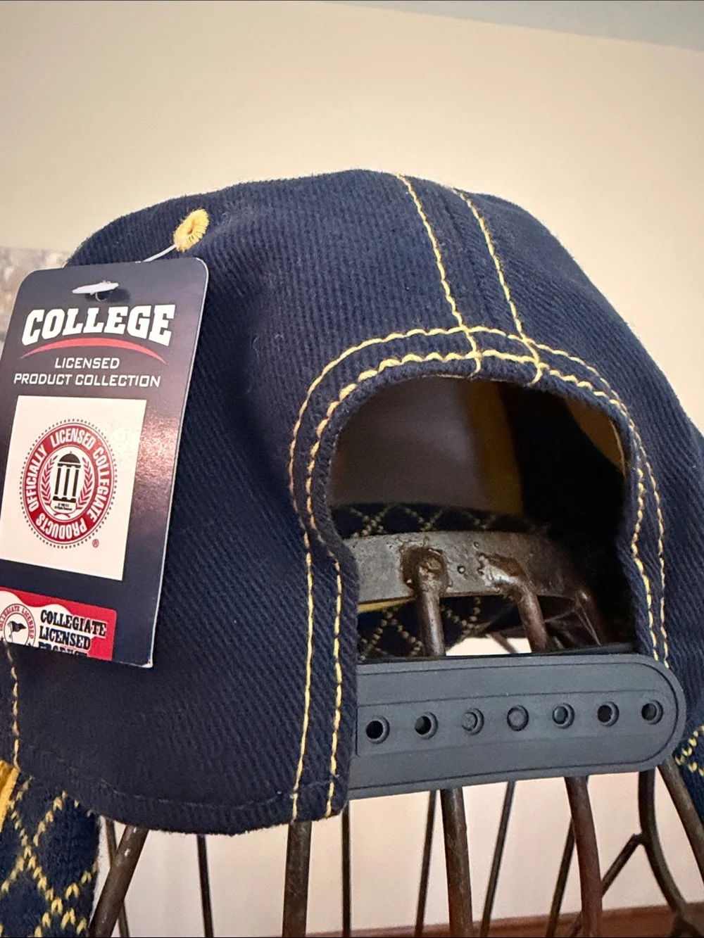 NWT University of Michigan Navy Maize Cap  Scarf Bundle Unisex